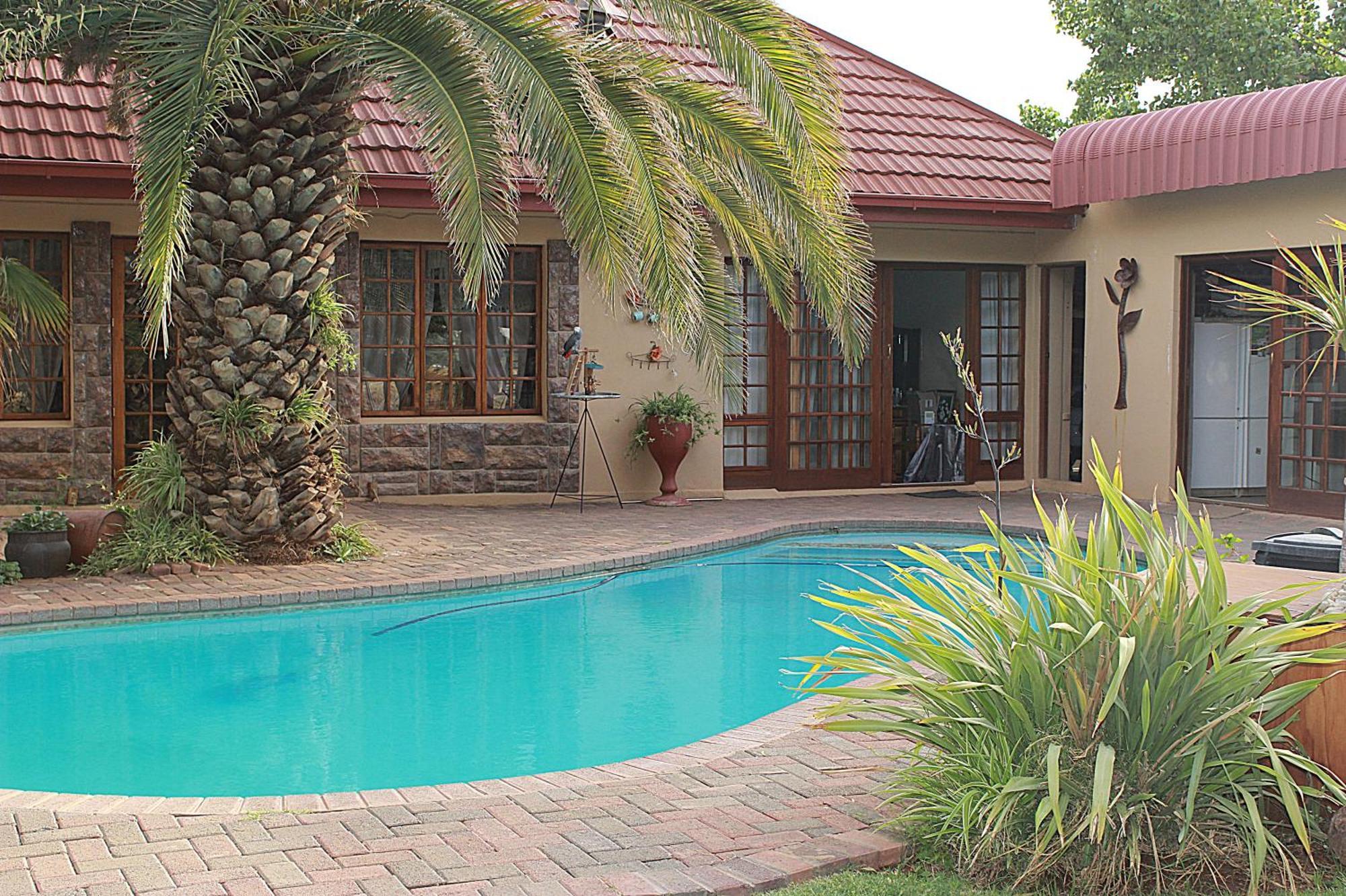 A Cherry Lane Self Catering And B&B Bloemfontein Exteriér fotografie