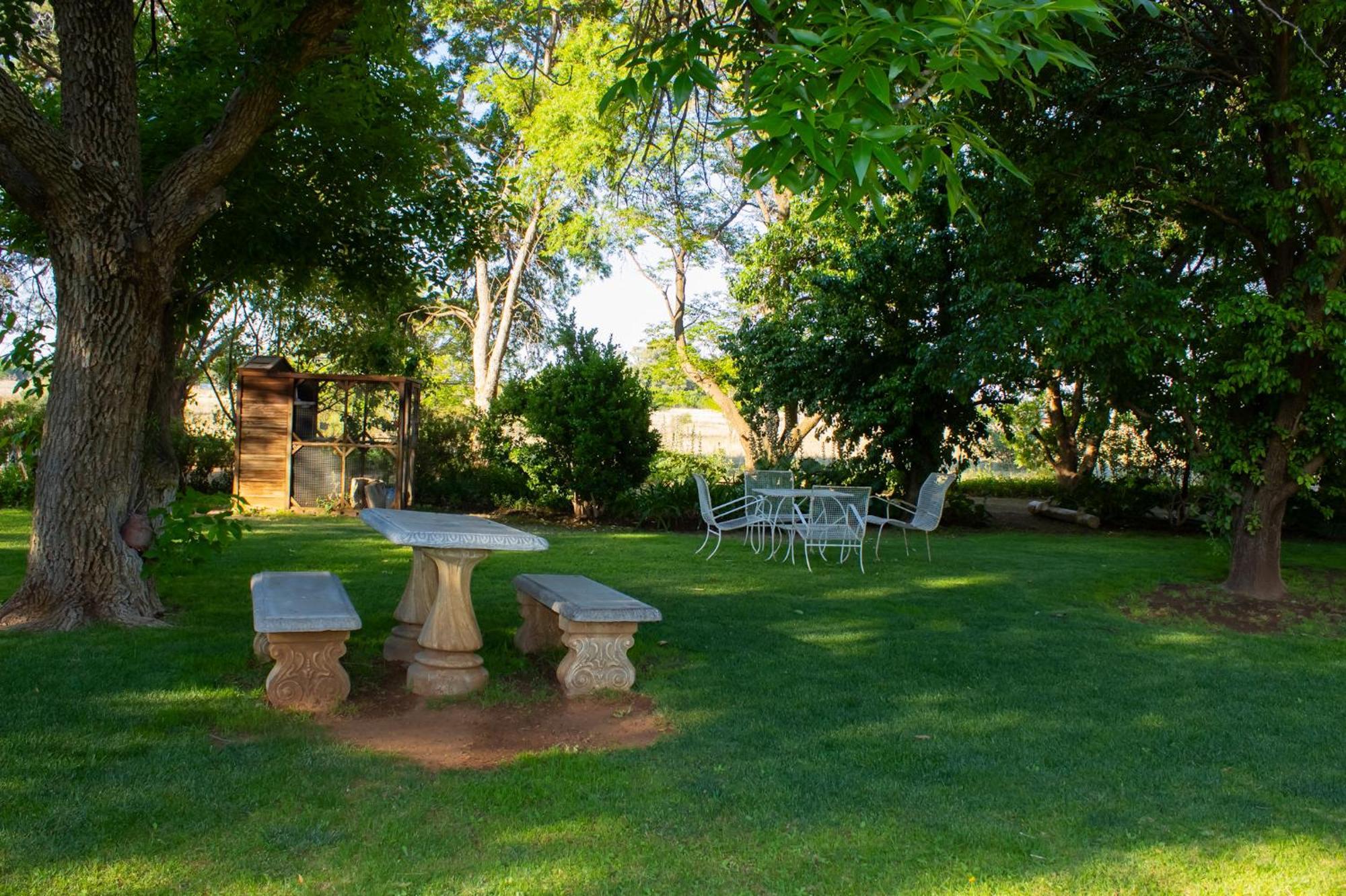 A Cherry Lane Self Catering And B&B Bloemfontein Exteriér fotografie